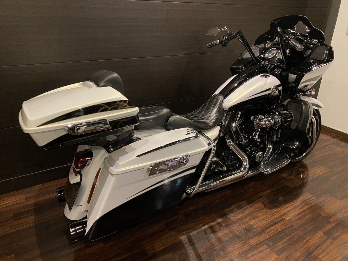 FLTRXSE 1800 CVO ロードグライドカスタム インジェクション イメージ3