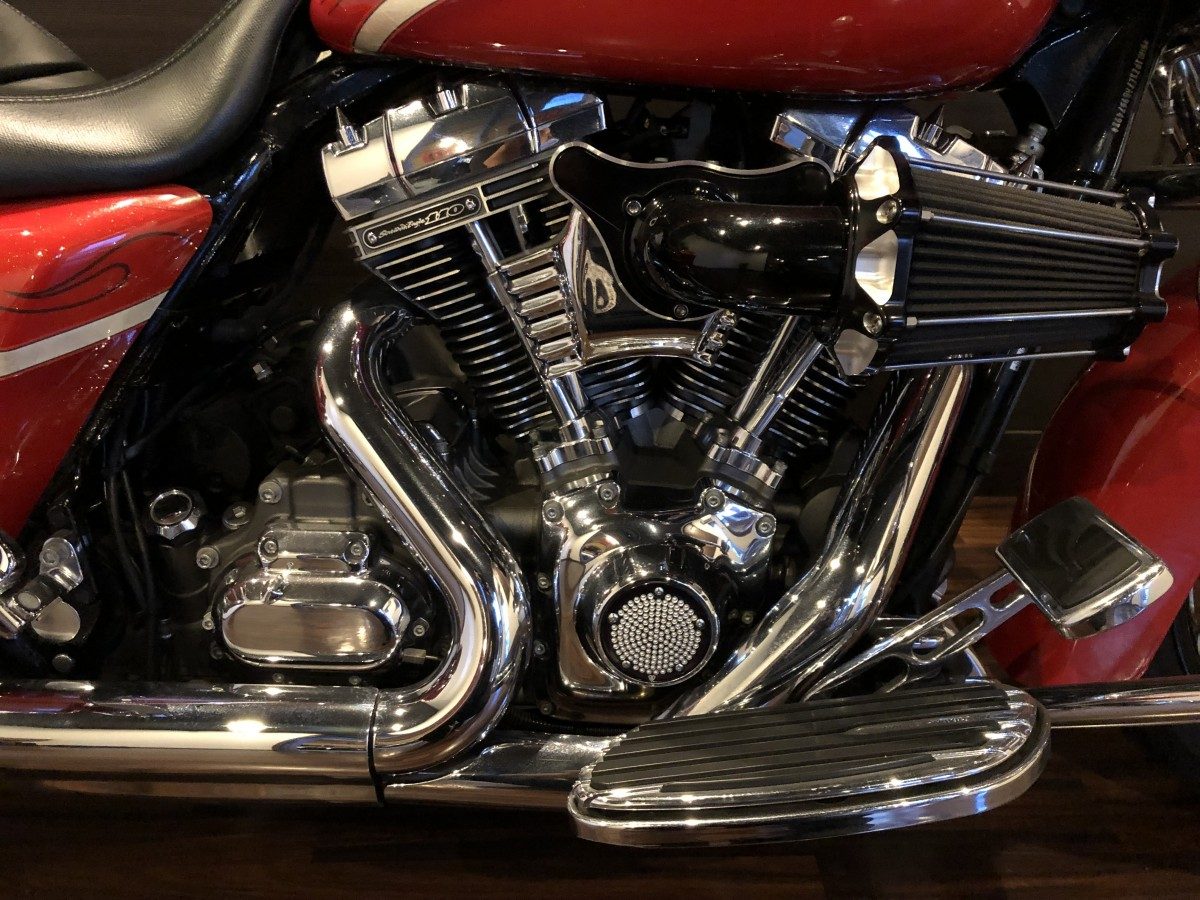 FLHXSE 1800 CVO ストリートグライド イメージ4