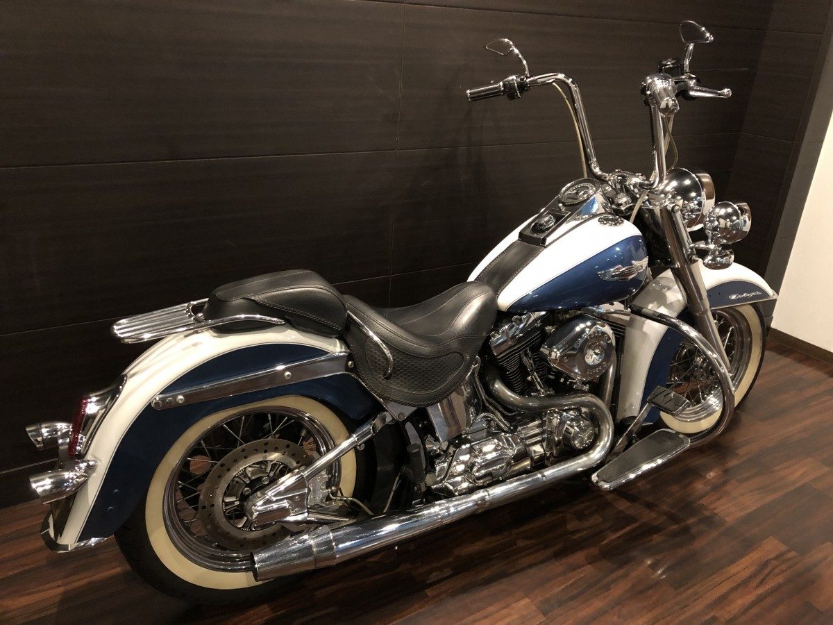 FLSTN 1450 ソフテイル デラックス キャブ イメージ3