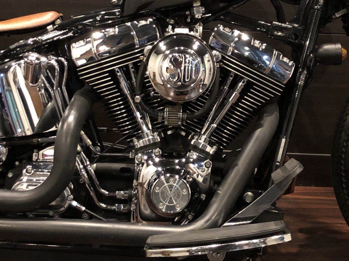FLSTN 1450 ソフティルデラックス キャブ イメージ7