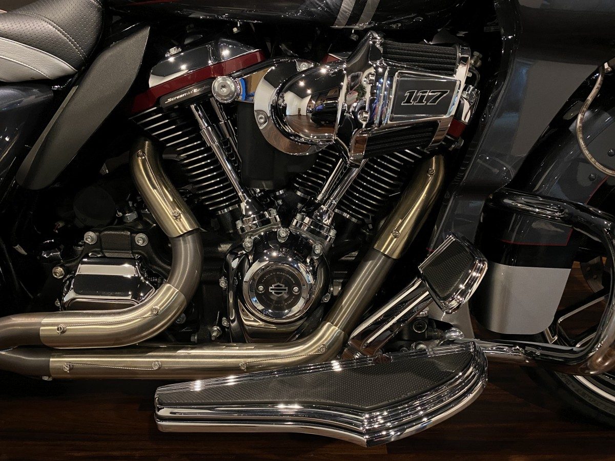 FLTRXSE CVO 1920 ロードグライドカスタム イメージ4