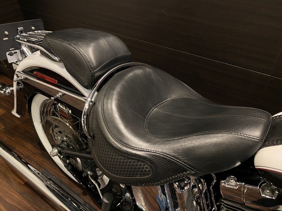 FLSTN 1450 ソフティルデラックス 最終キャブ イメージ7