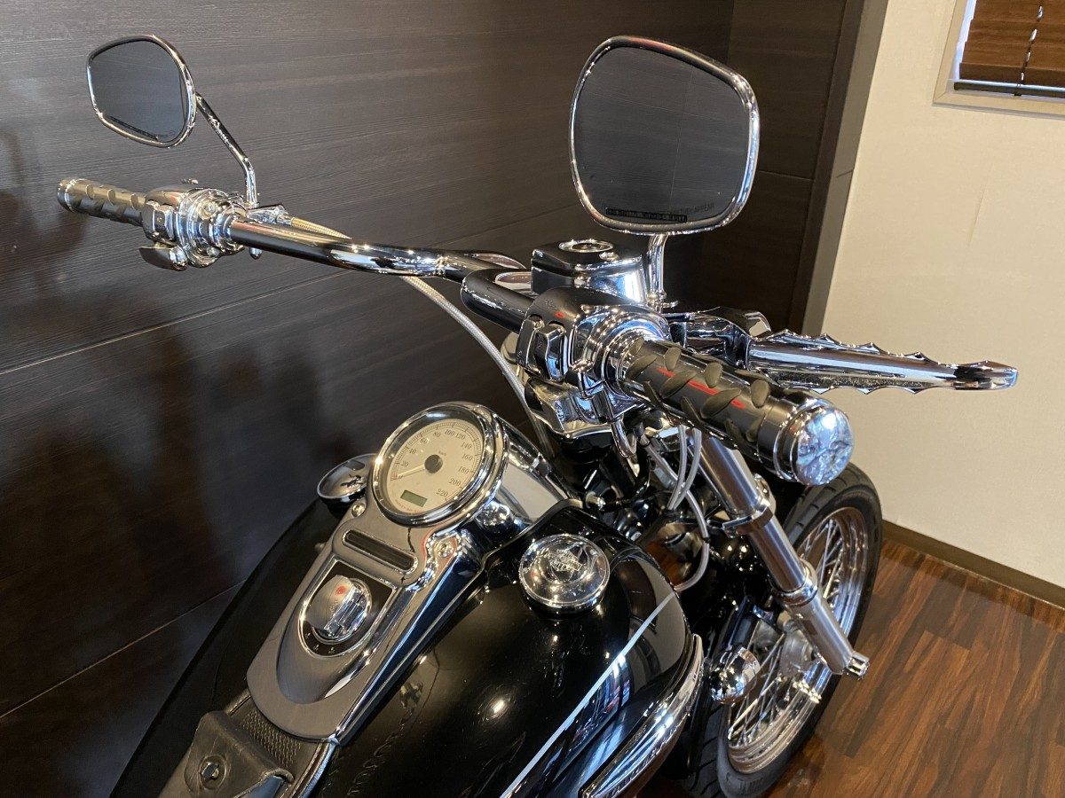 FXDC 1580 ダイナ スーパーグライドカスタム インジェクション イメージ6