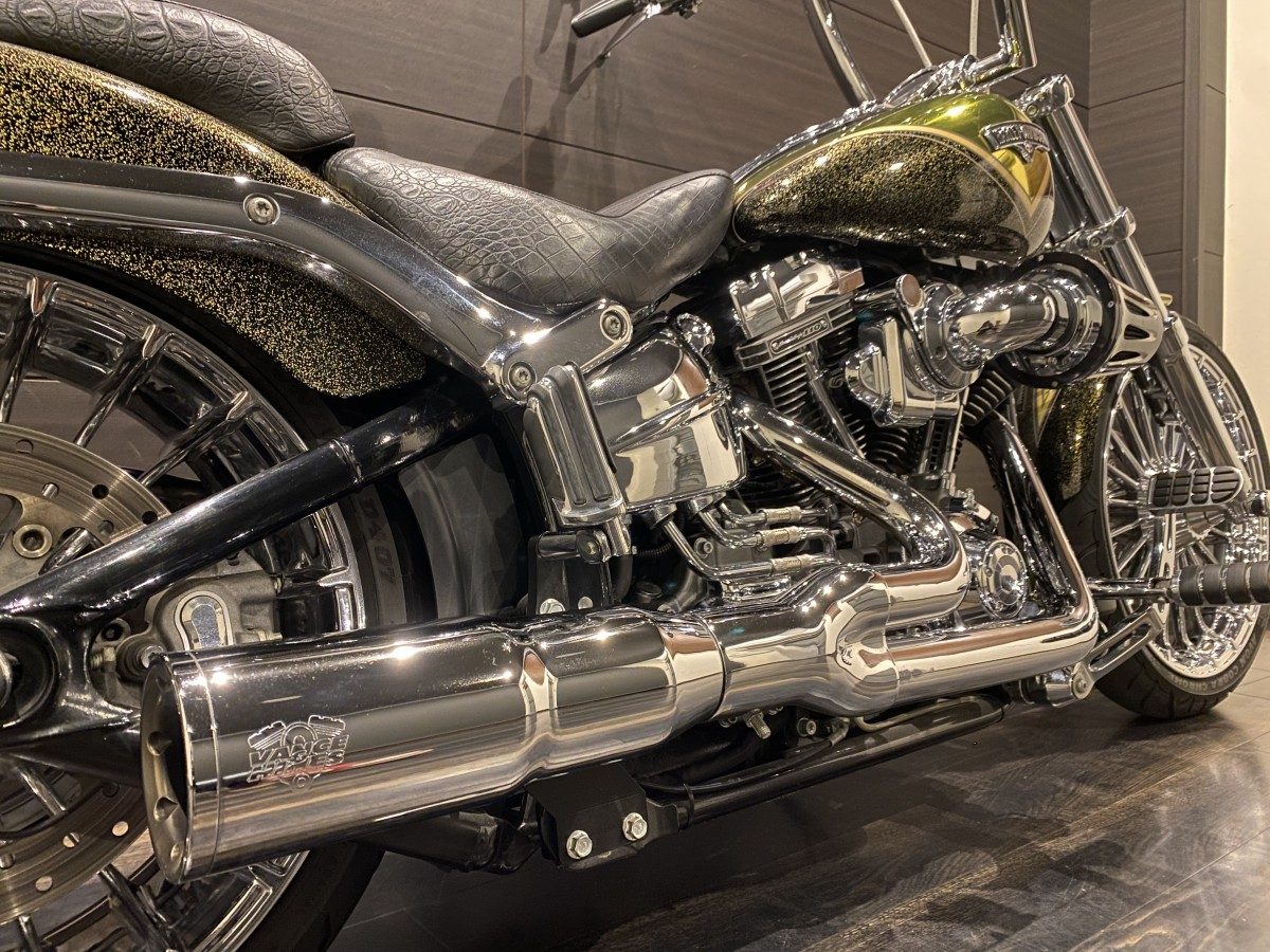 FXSBSE CVO 1800 ブレイクアウト ソフテイル TC110 インジェクション イメージ9