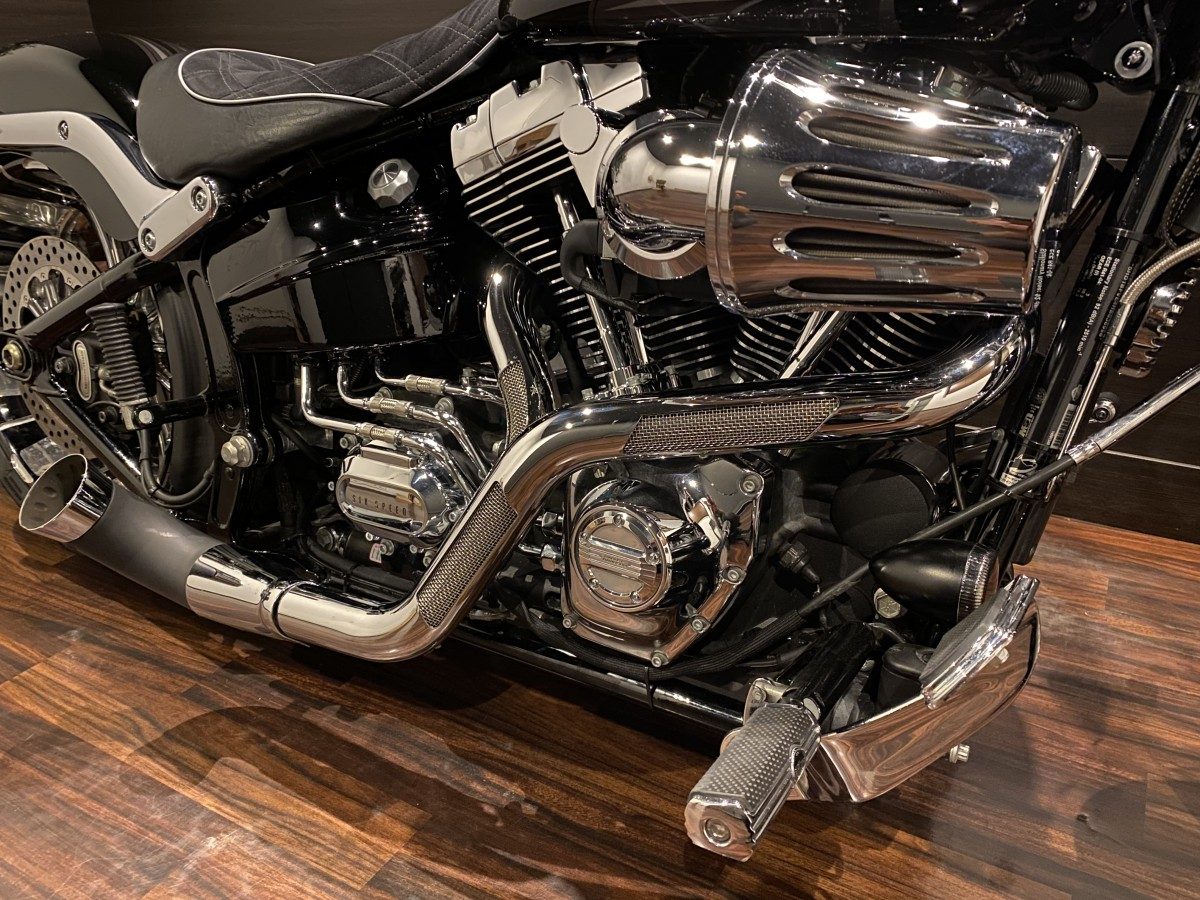 ハーレーダビットソン 北米マフラー ソフテイル ツインカム ブレイク