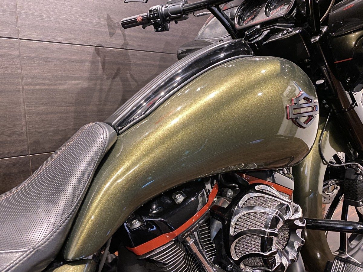 FLTRXSE 1920 CVO ロードグライド ツーリング M8 インジェクション イメージ6