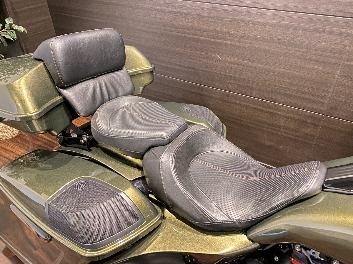 FLTRXSE 1920 CVO ロードグライド ツーリング M8 インジェクション イメージ8