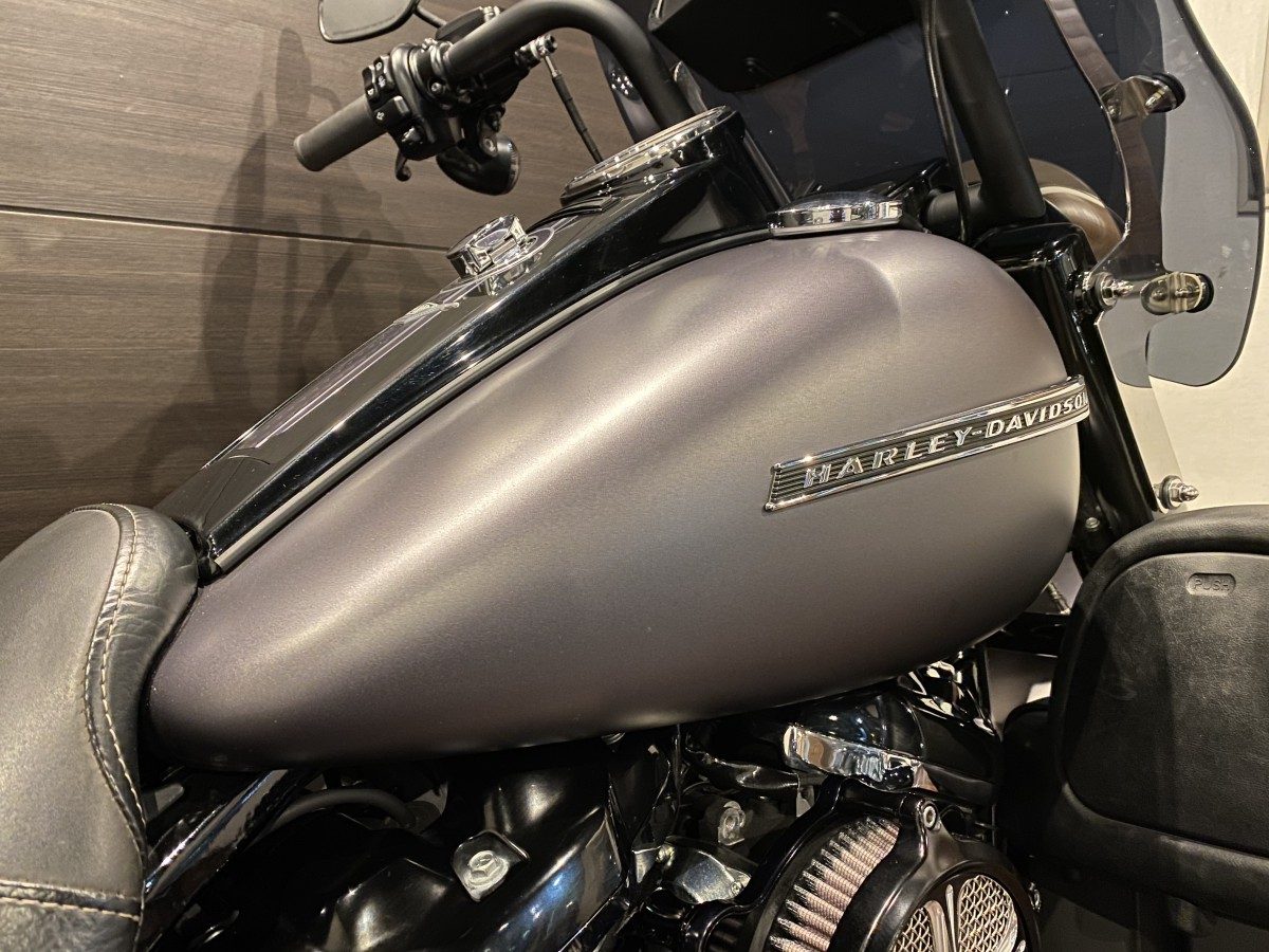 2017年 FLHRXS 1745 ロードキング スペシャル ツーリング M8