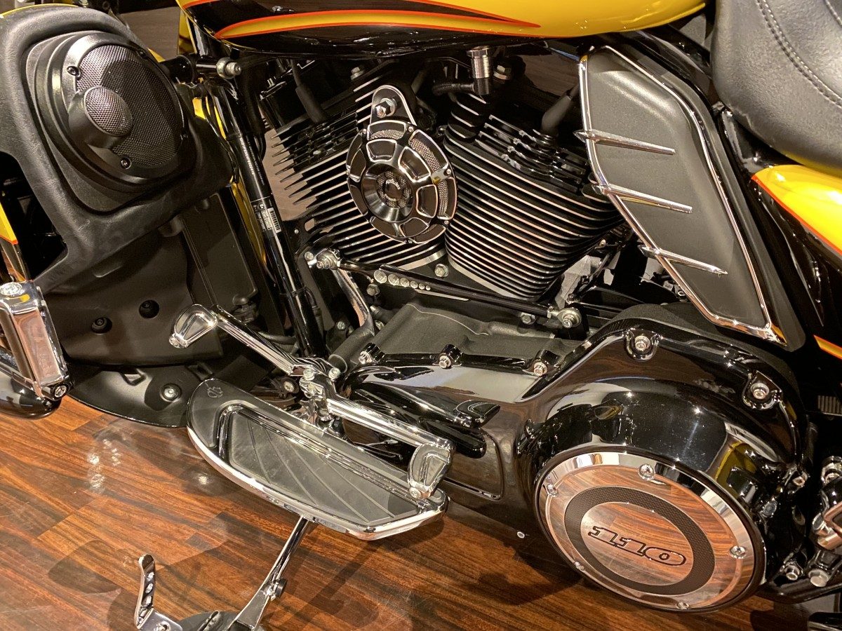 FLHXSE 1800 CVO ストリートグライド ツーリング TC110 インジェクション イメージ11