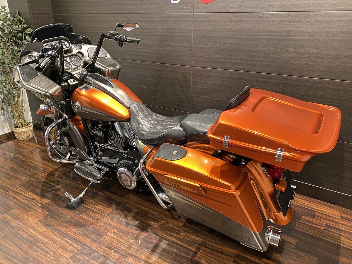 FLTRXSE2 CVO 1800 ロードグライドスペシャル ツーリング TC110 インジェクション イメージ10