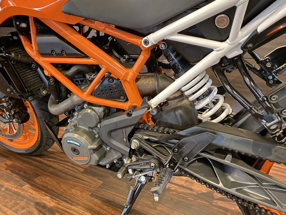 デューク 390 インジェクション イメージ11