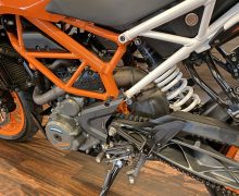 デューク 390 インジェクション サムネイル11