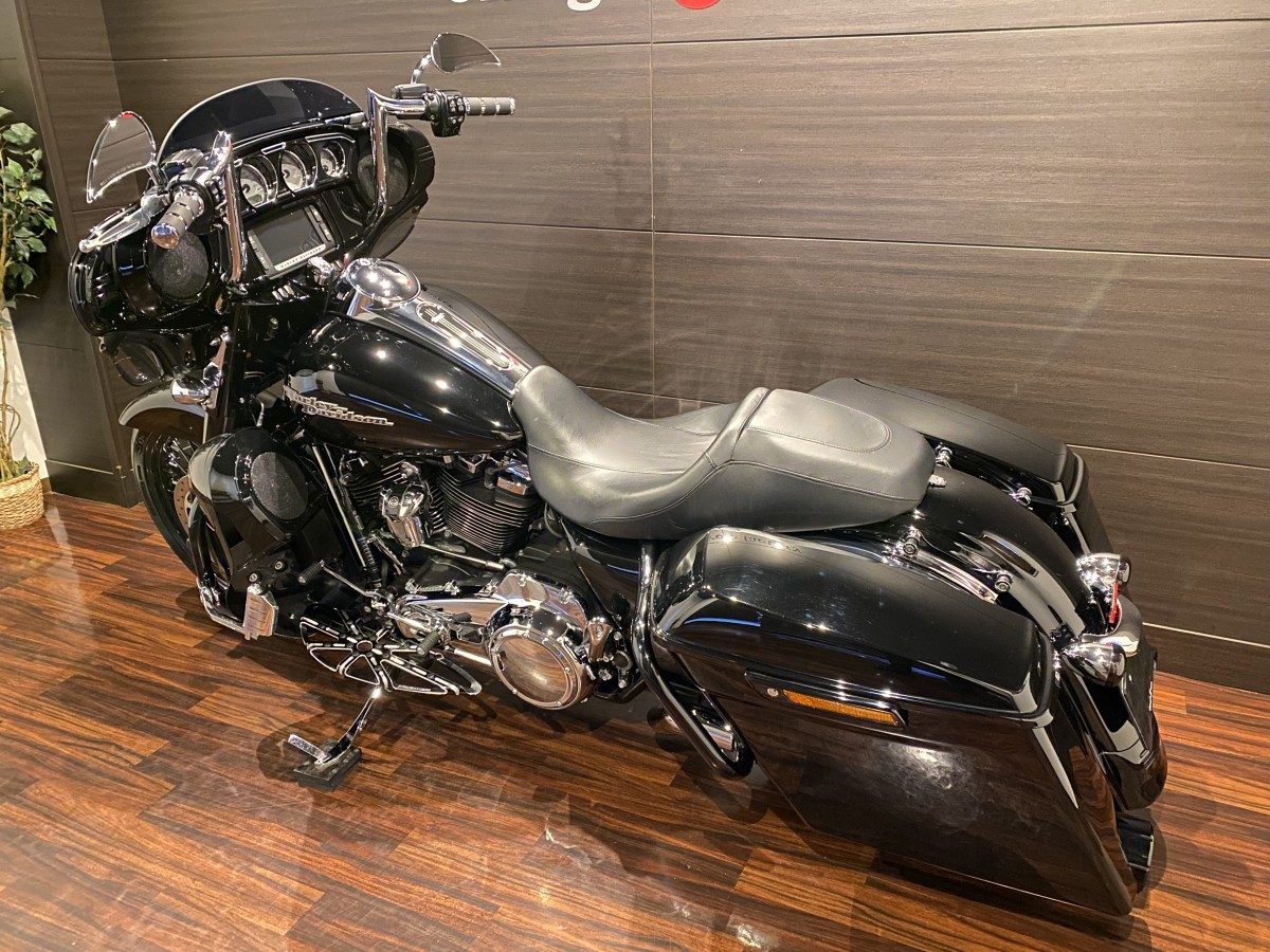 FLHXS 1750 ストリートグライド スペシャル ツーリング M8 107 インジェクション イメージ10