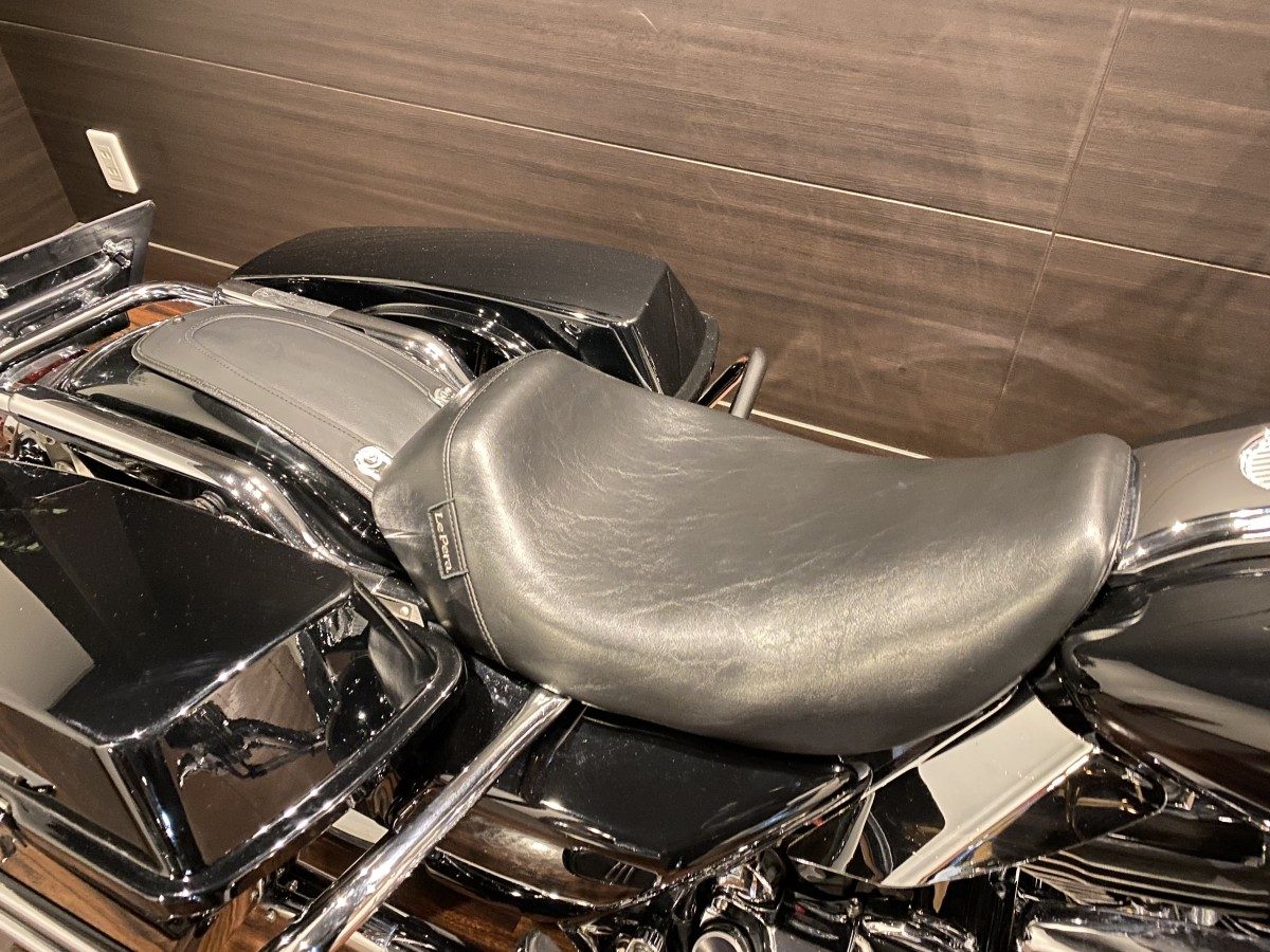 ハーレー ロードキングカスタム TC88 キャブ車 2004年 FLHRS 1450 ロードキングカスタム TC88 キャブ | 岐阜の