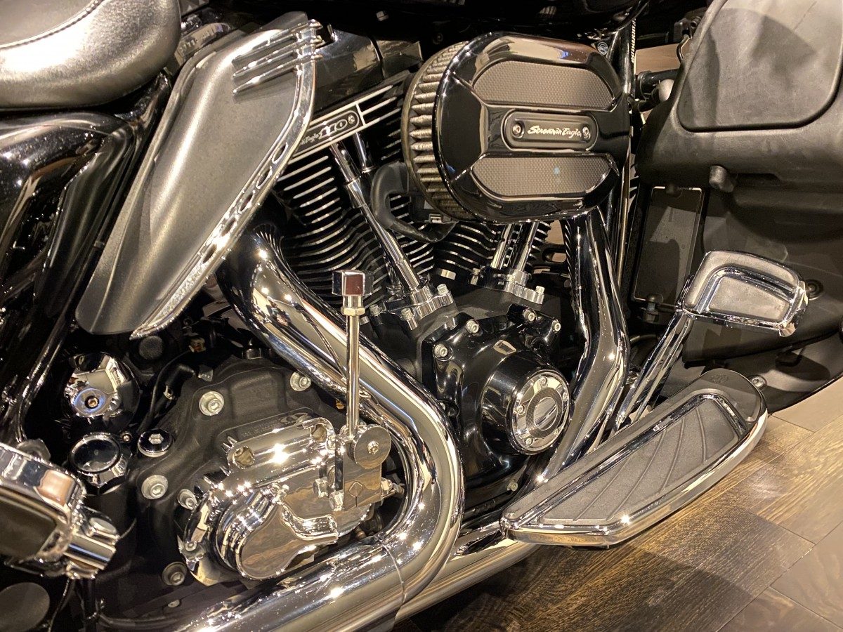 FLHXSE CVO 1800 ストリートグライドスペシャル ツーリング TC110 インジェクション　 イメージ4