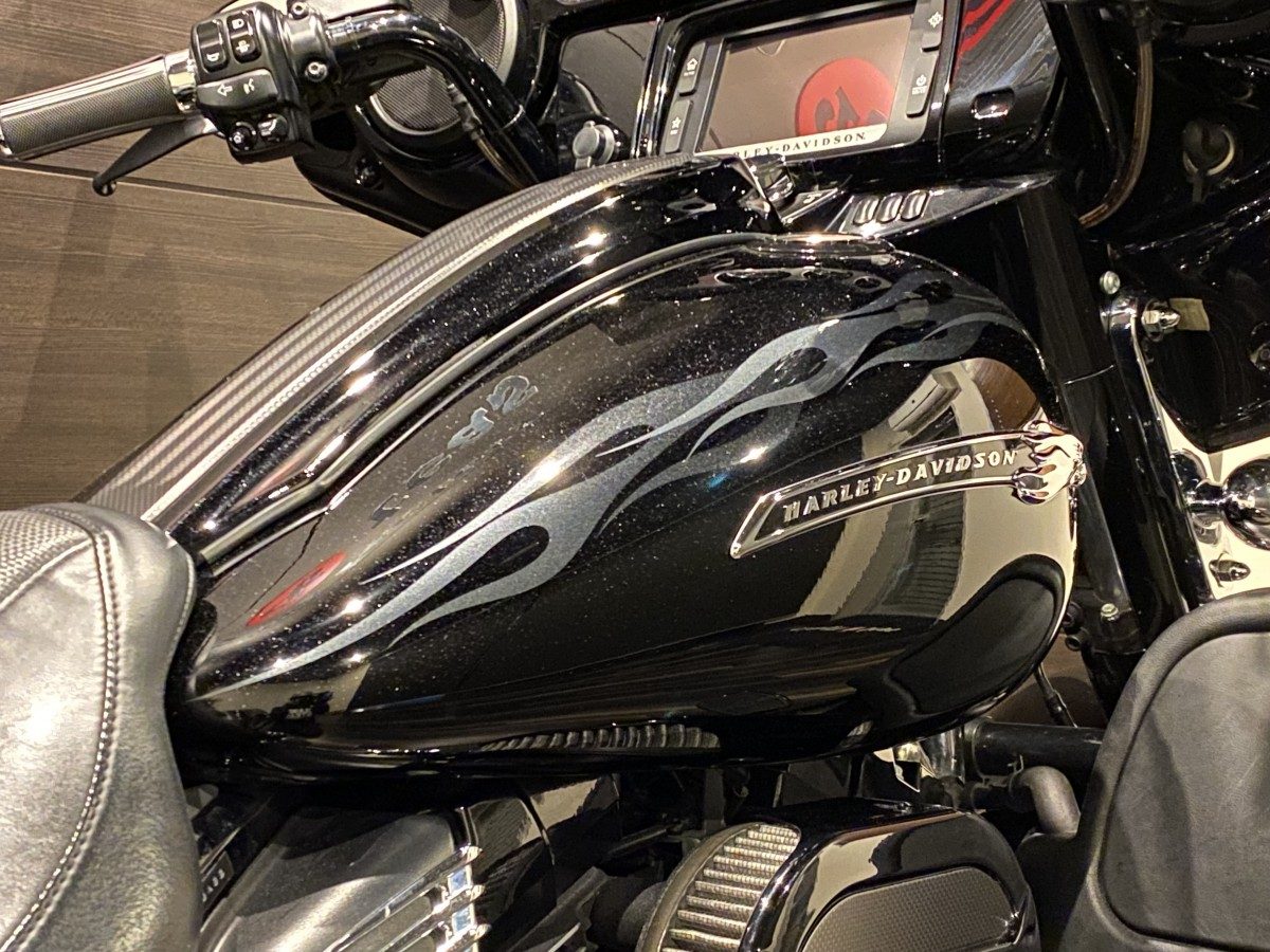 FLHXSE CVO 1800 ストリートグライドスペシャル ツーリング TC110 インジェクション　 イメージ5