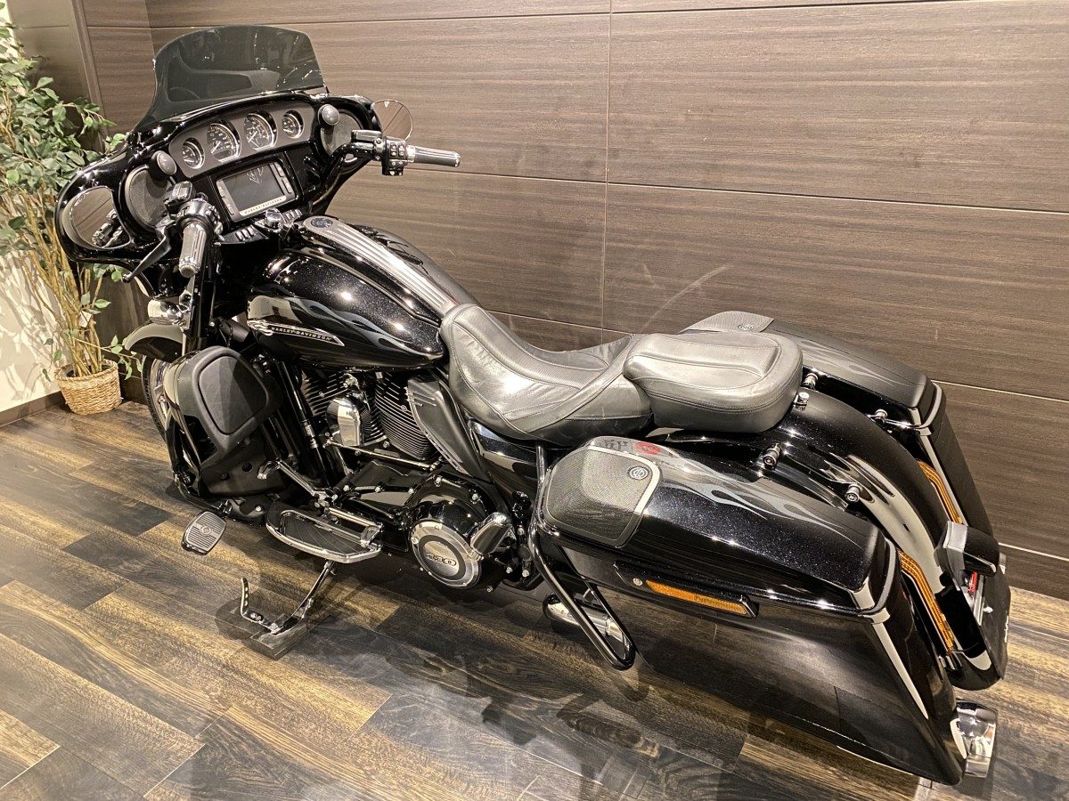 FLHXSE CVO 1800 ストリートグライドスペシャル ツーリング TC110 インジェクション　 イメージ10