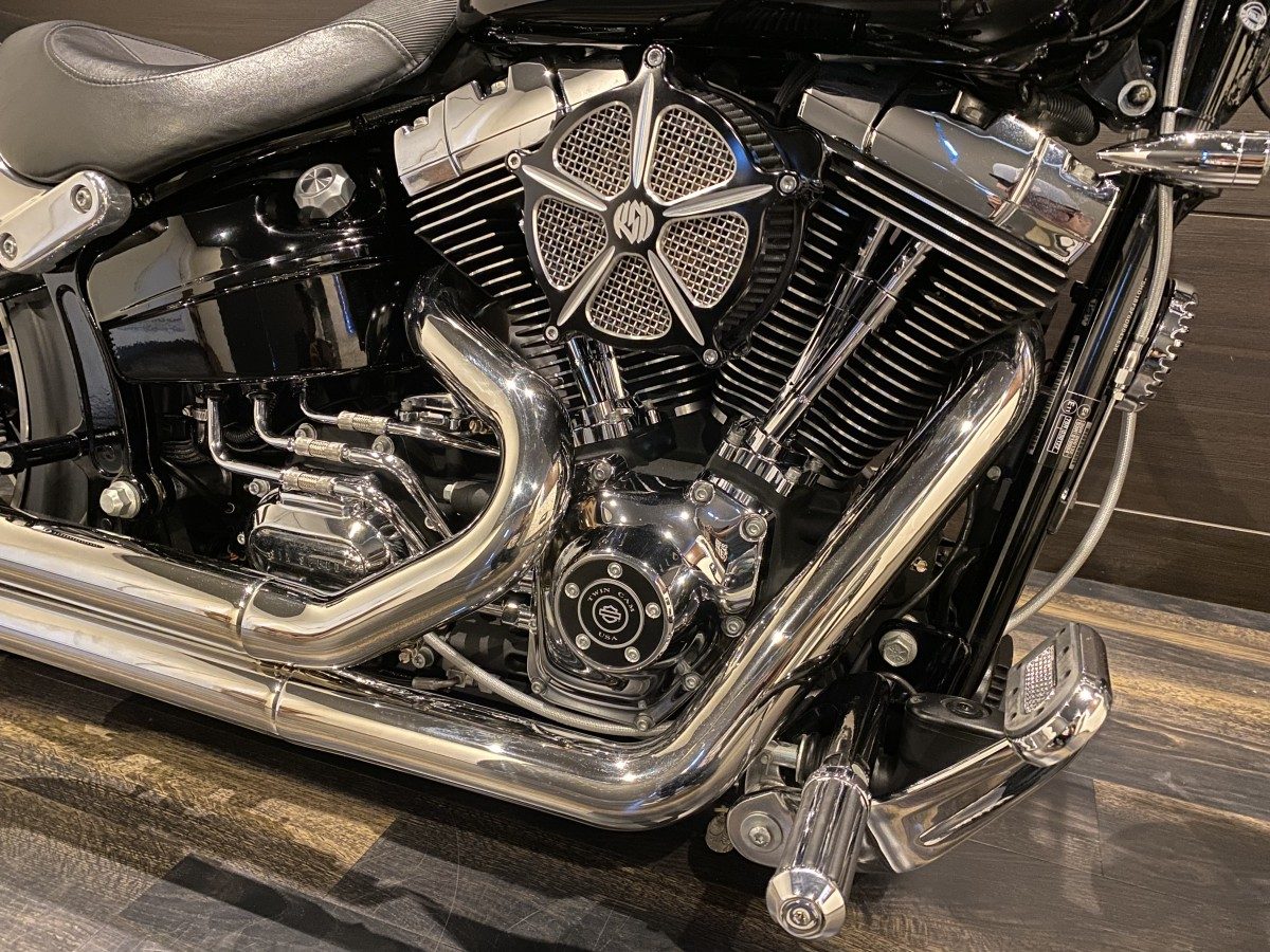 FXSB 1580 ブレイクアウト ソフテイル TC96 インジェクション イメージ5