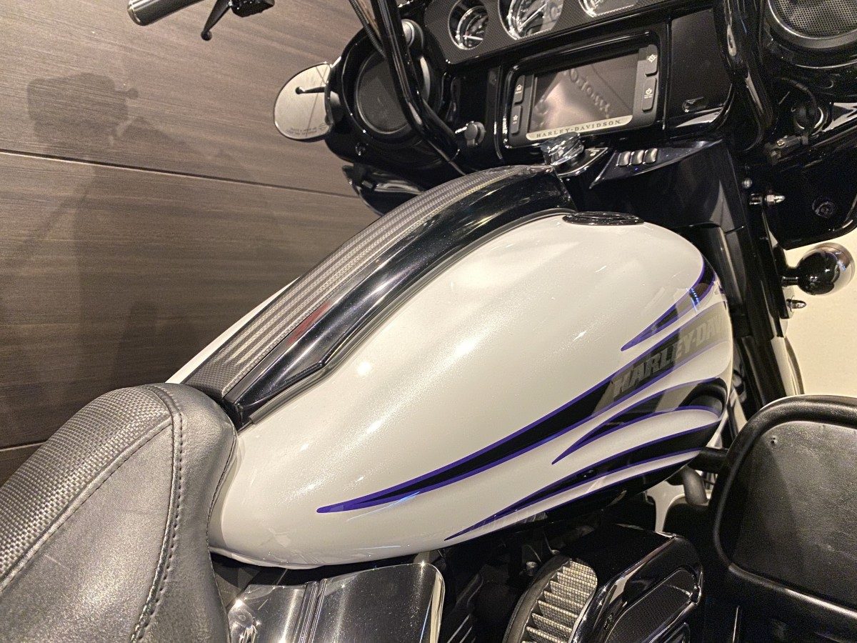 FLHXSE CVO 1800 ストリートグライド ツーリング TC110 最終ツインカム インジェクション イメージ5