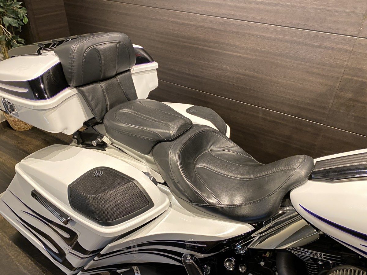 FLHXSE CVO 1800 ストリートグライド ツーリング TC110 最終ツインカム インジェクション イメージ7