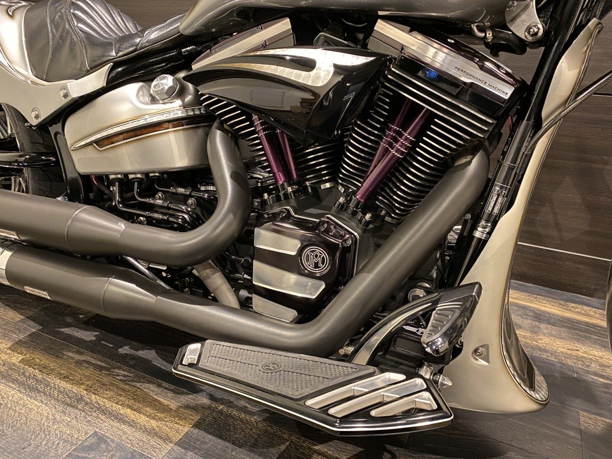 FXSB 1580 ブレイクアウト ソフテイル TC96 インジェクション イメージ5