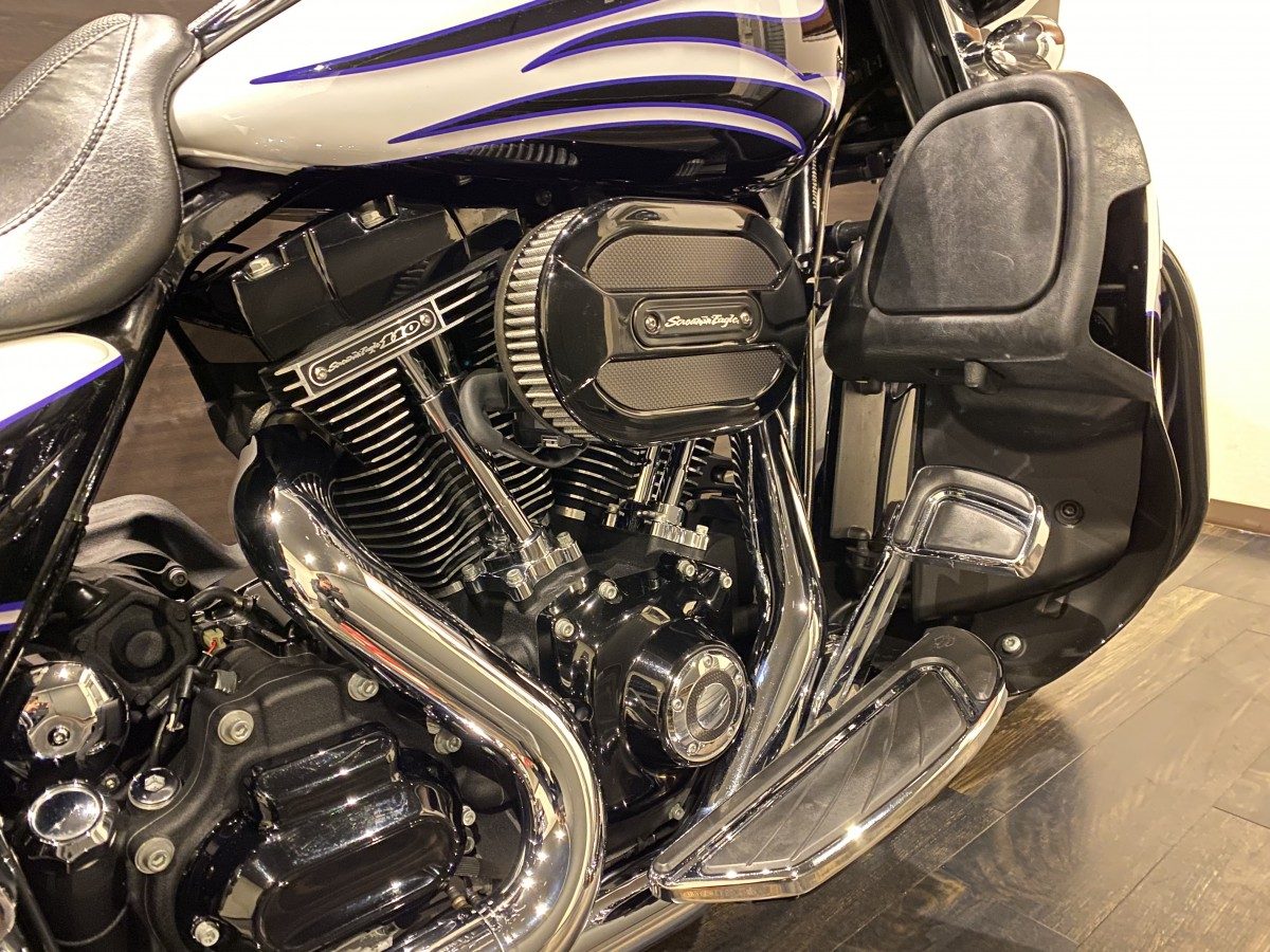 FLHXSE CVO 1800 ストリートグライド ツーリング TC110 インジェクション イメージ4