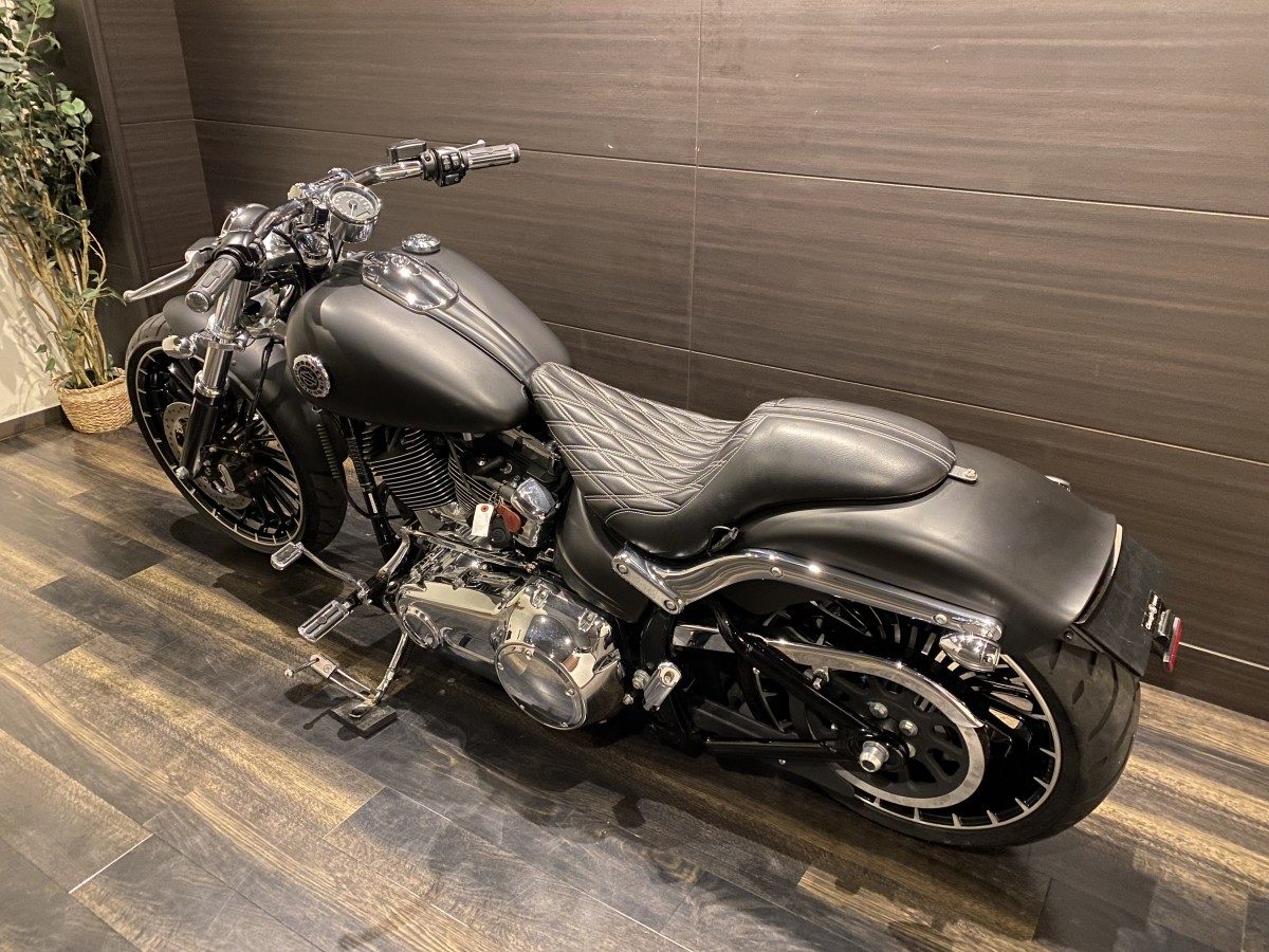 FXSB 1690 ブレイクアウト ソフテイル TC103 インジェクション イメージ11