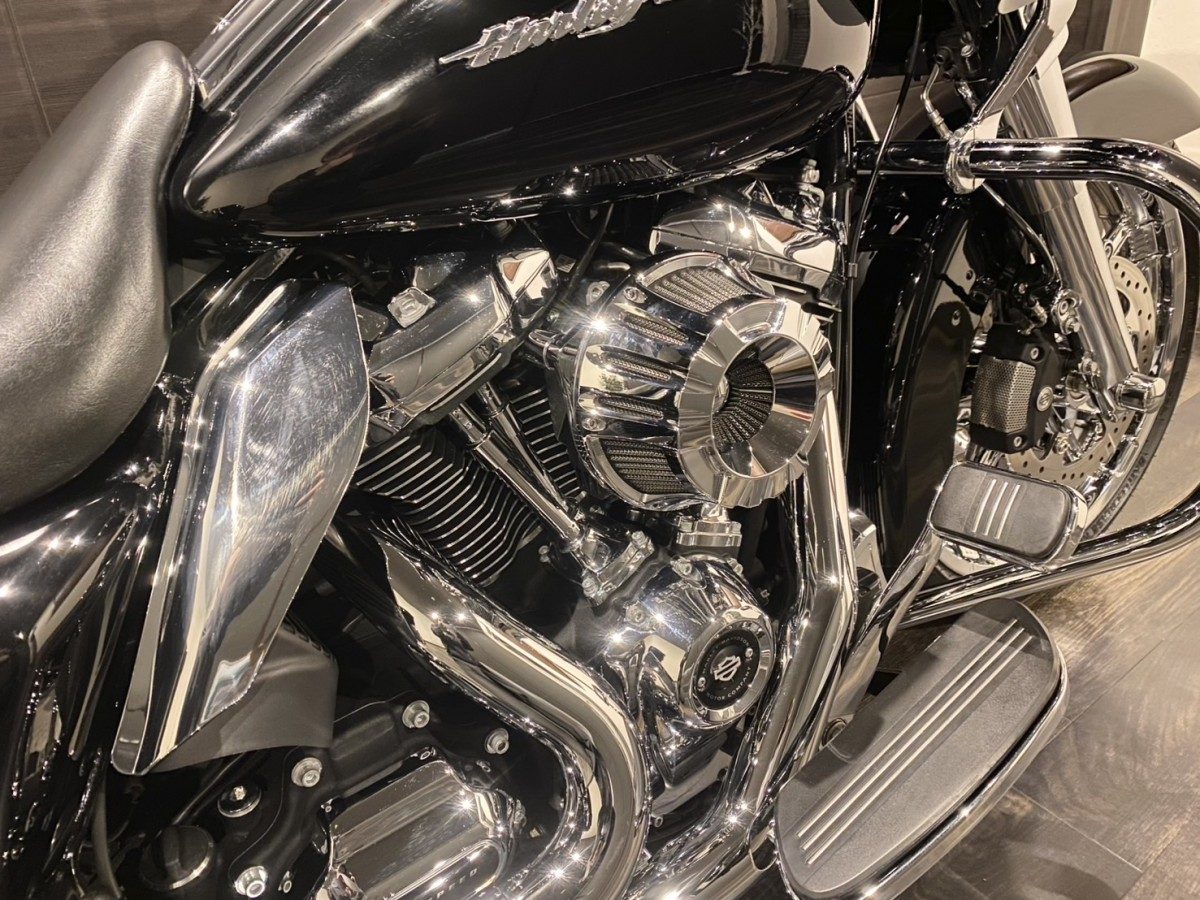 FLTRXS 1750 ロードグライド スペシャル ツーリング M8 107 インジェクション イメージ4