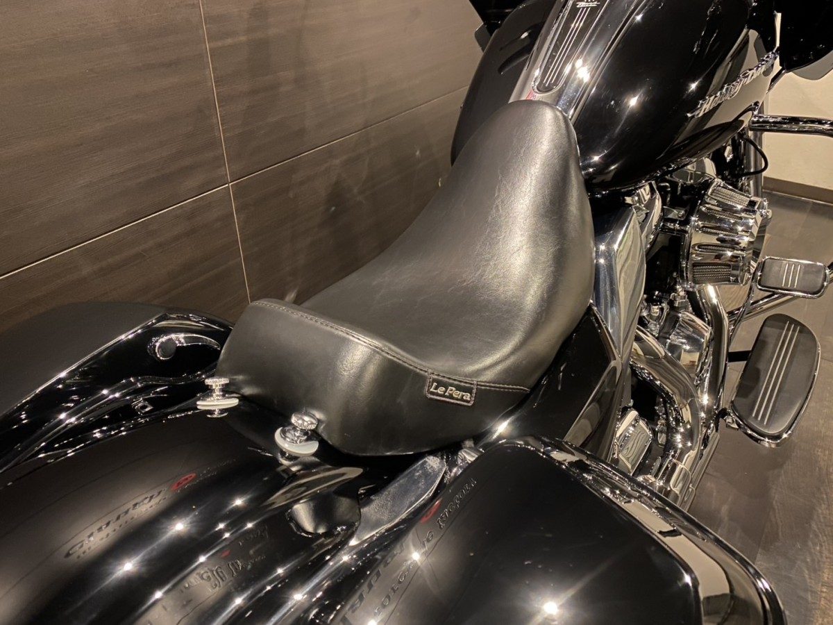 FLTRXS 1750 ロードグライド スペシャル ツーリング M8 107 インジェクション イメージ6