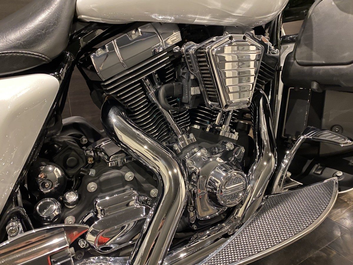 FLTRXS 1690 ロードグライド スペシャル ツーリング TC103 インジェクション イメージ4