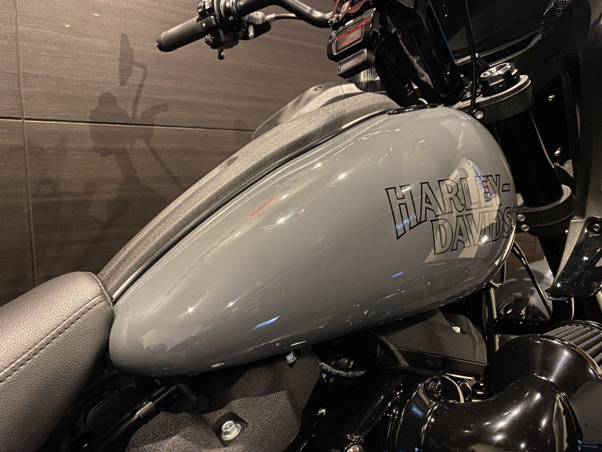 FXLRST 1920 ローライダーST ソフテイル M8 117 インジェクション イメージ5