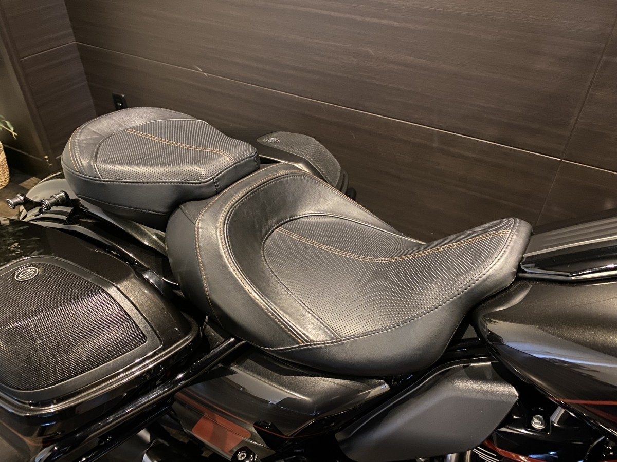 FLTRXSE CVO 1920 ロードグライド ツーリング M8 117 インジェクション イメージ7