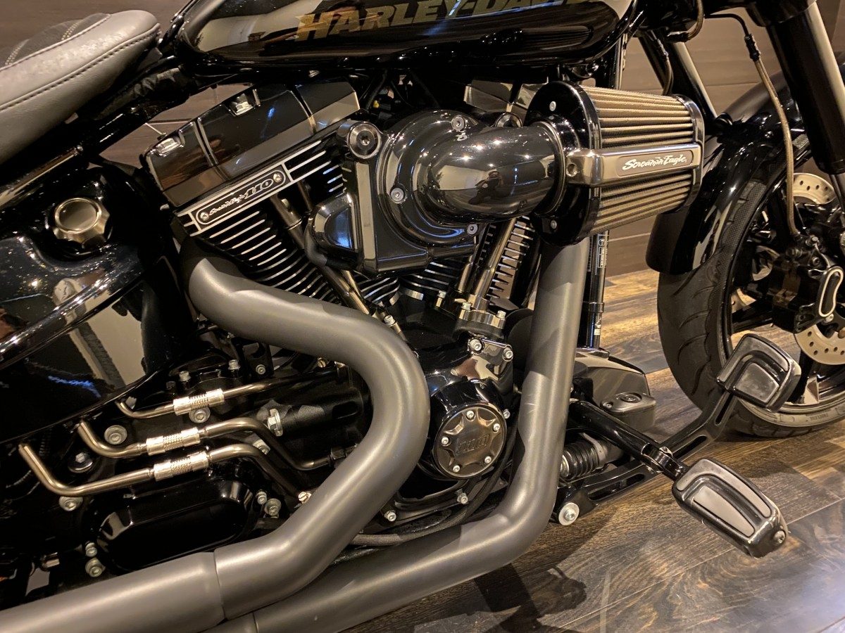 FXSE CVO 1800 プロストリート ブレイクアウト ソフテイル TC110 インジェクション イメージ4