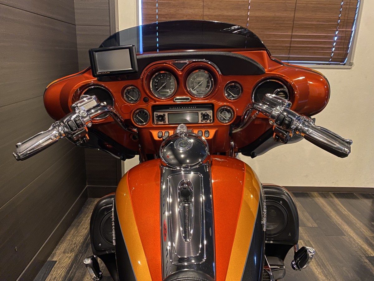 FLHTCUSE CVO 1800 ウルトラクラシック ツーリング TC110 インジェクション イメージ6