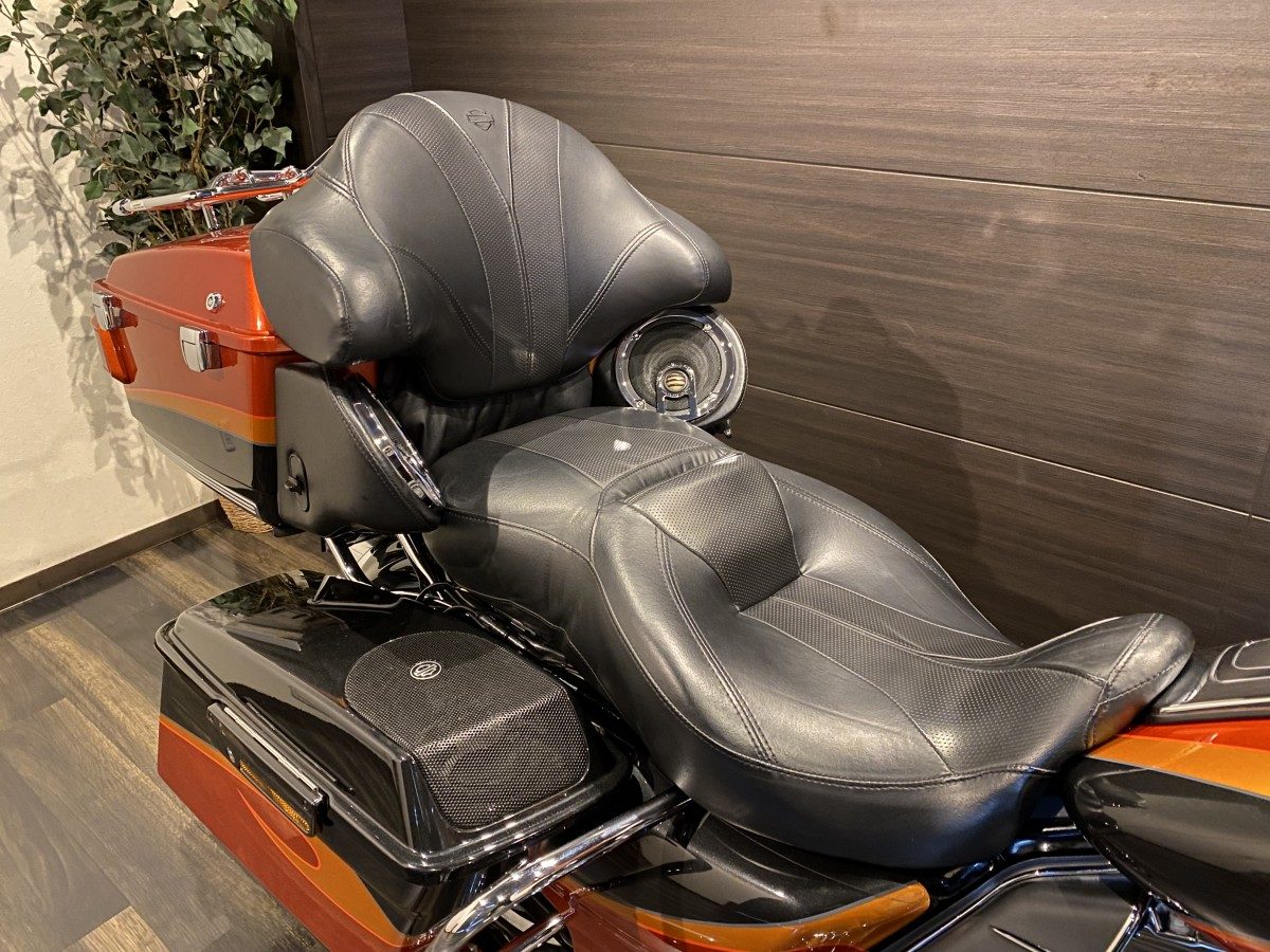 FLHTCUSE CVO 1800 ウルトラクラシック ツーリング TC110 インジェクション イメージ7