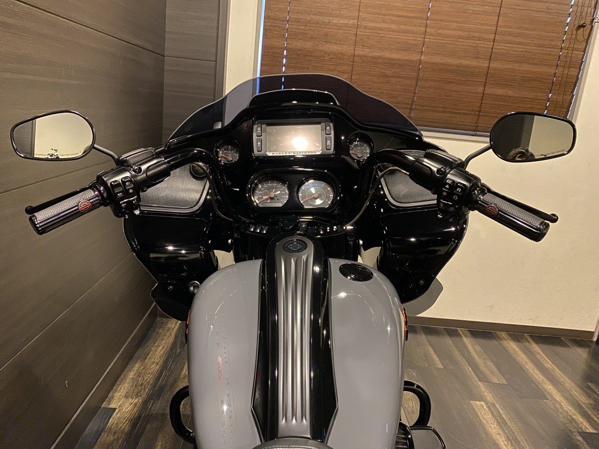 FLTRXSE CVO 1920 ロードグライド ツーリング M8 117 インジェクション イメージ6