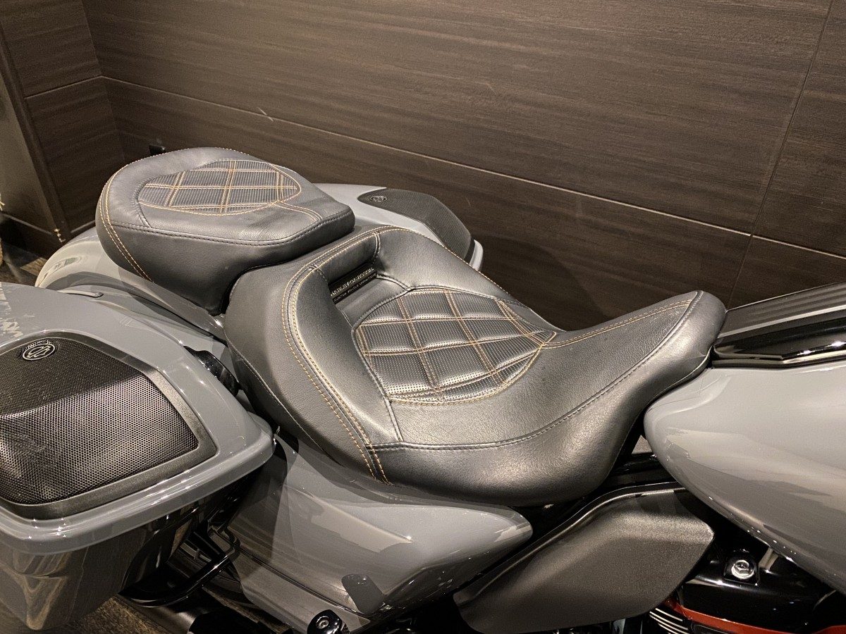 FLTRXSE CVO 1920 ロードグライド ツーリング M8 117 インジェクション イメージ7