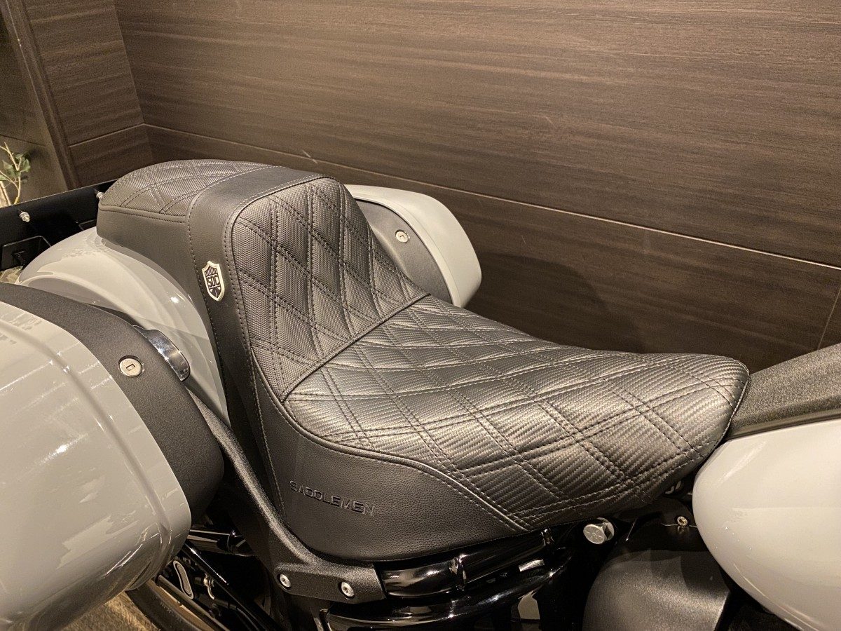 FXLRST 1920 ローライダーST ソフテイル M8 117 インジェクション イメージ7