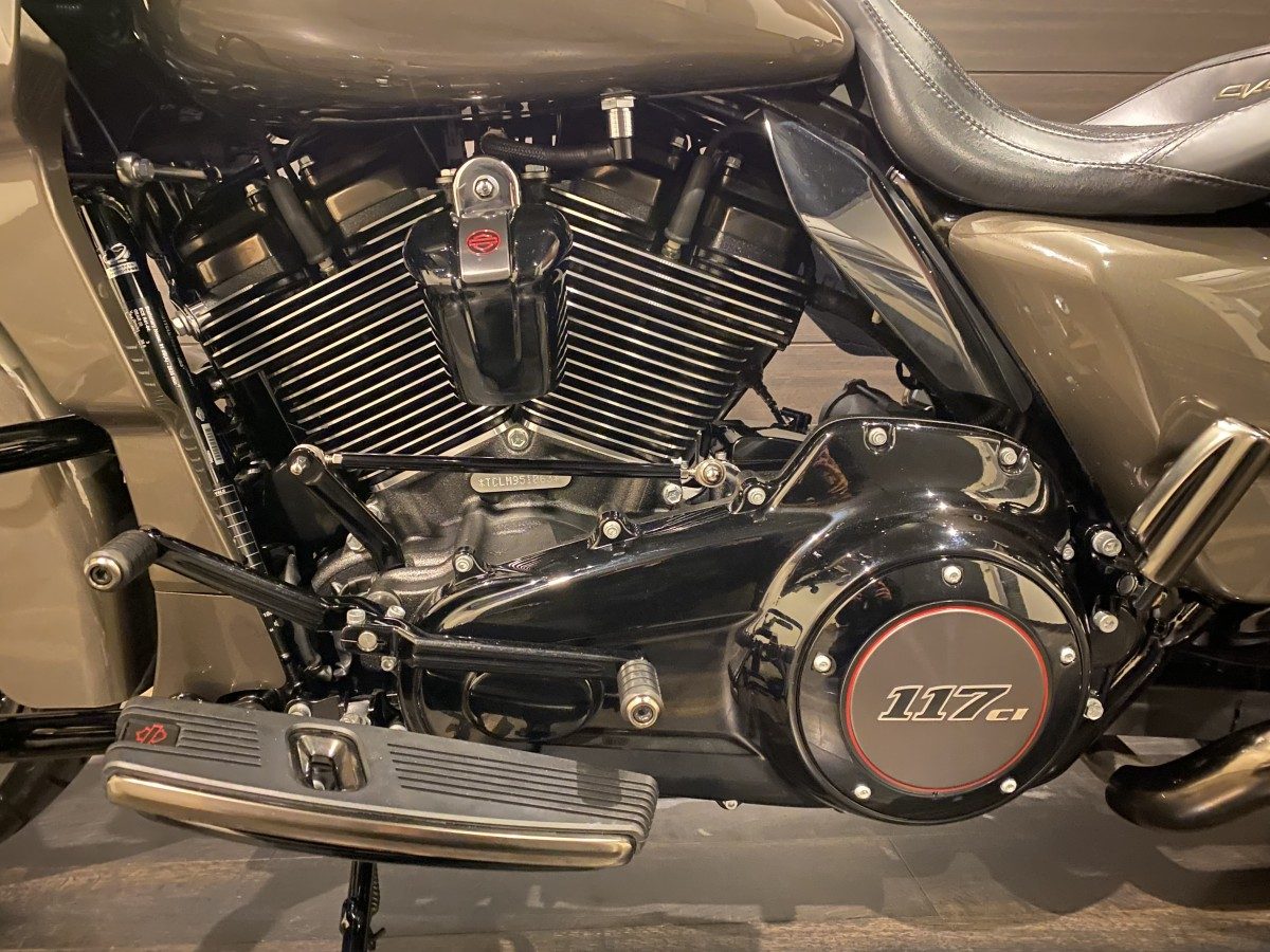 FLTRXSE CVO 1920 ロードグライド ツーリング M8 117 イメージ12