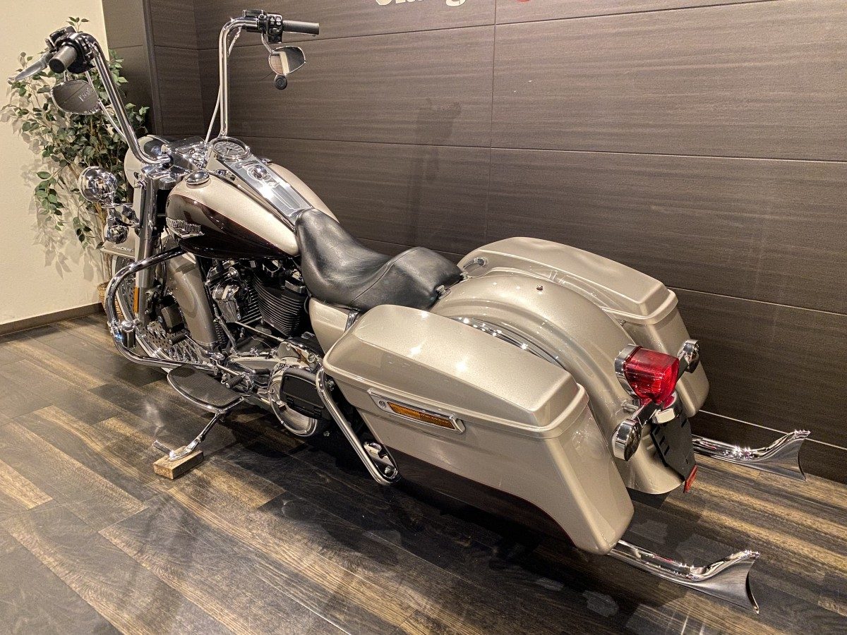 FLHR 1750 ロードキング ツーリング M8 107 インジェクション イメージ11