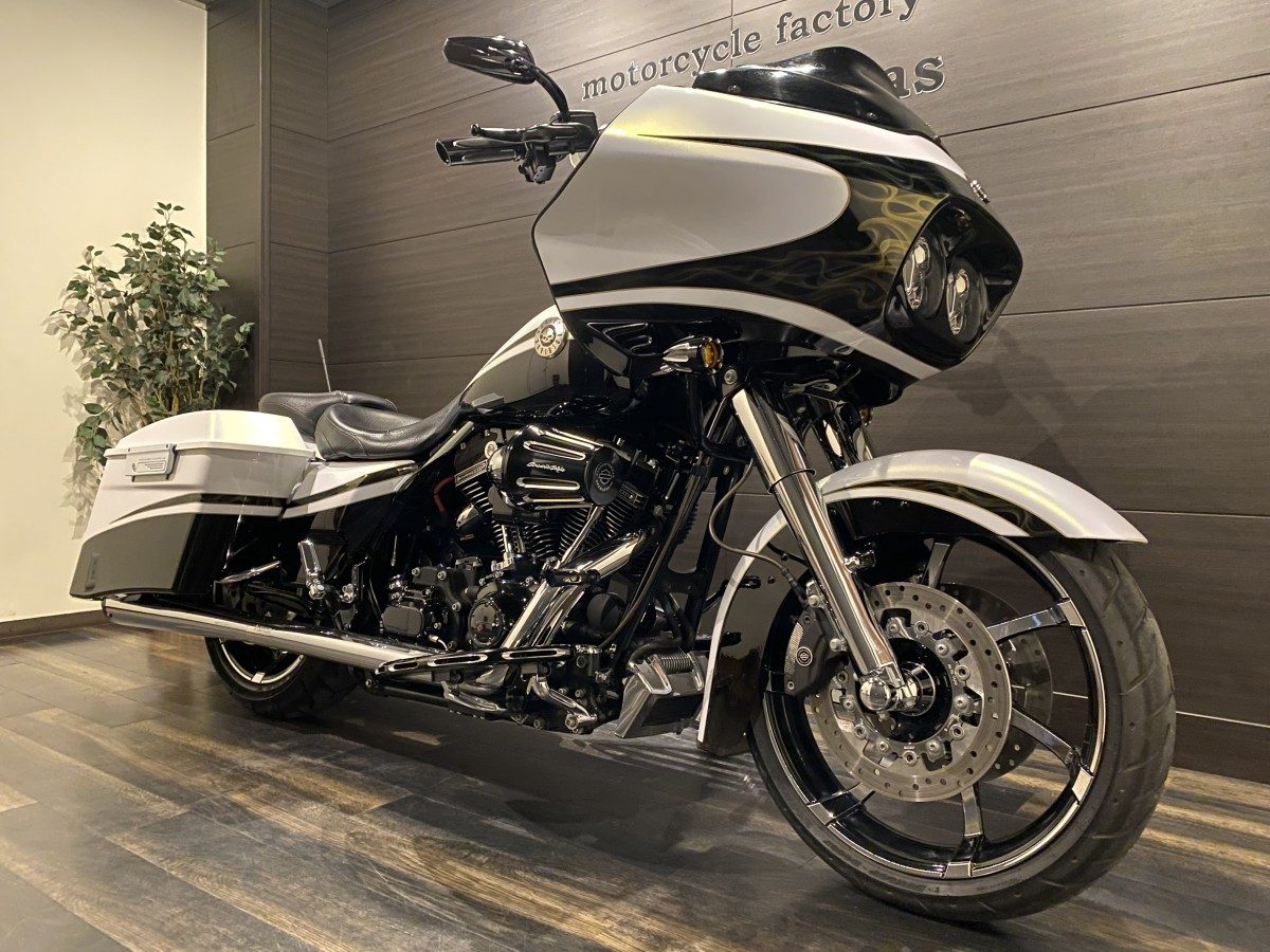 FLTRXS CVO 1800 ロードグライドスペシャル ツーリング TC110 インジェクション イメージ2