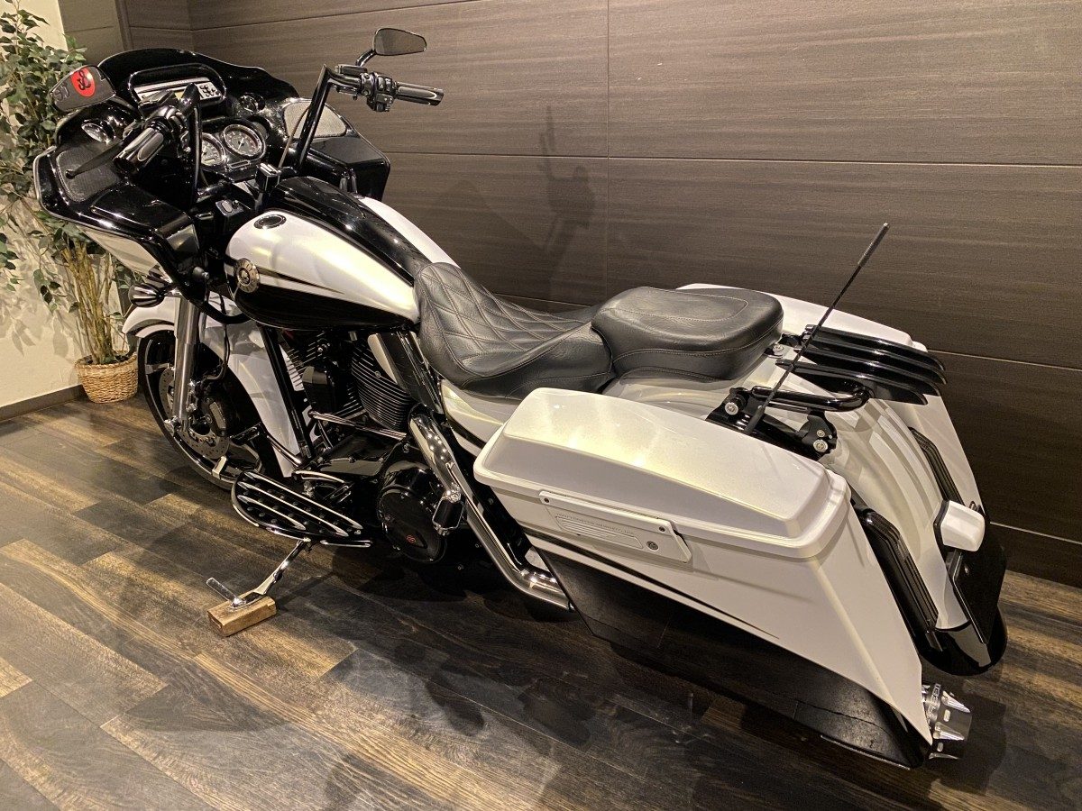 FLTRXS CVO 1800 ロードグライドスペシャル ツーリング TC110 インジェクション イメージ11