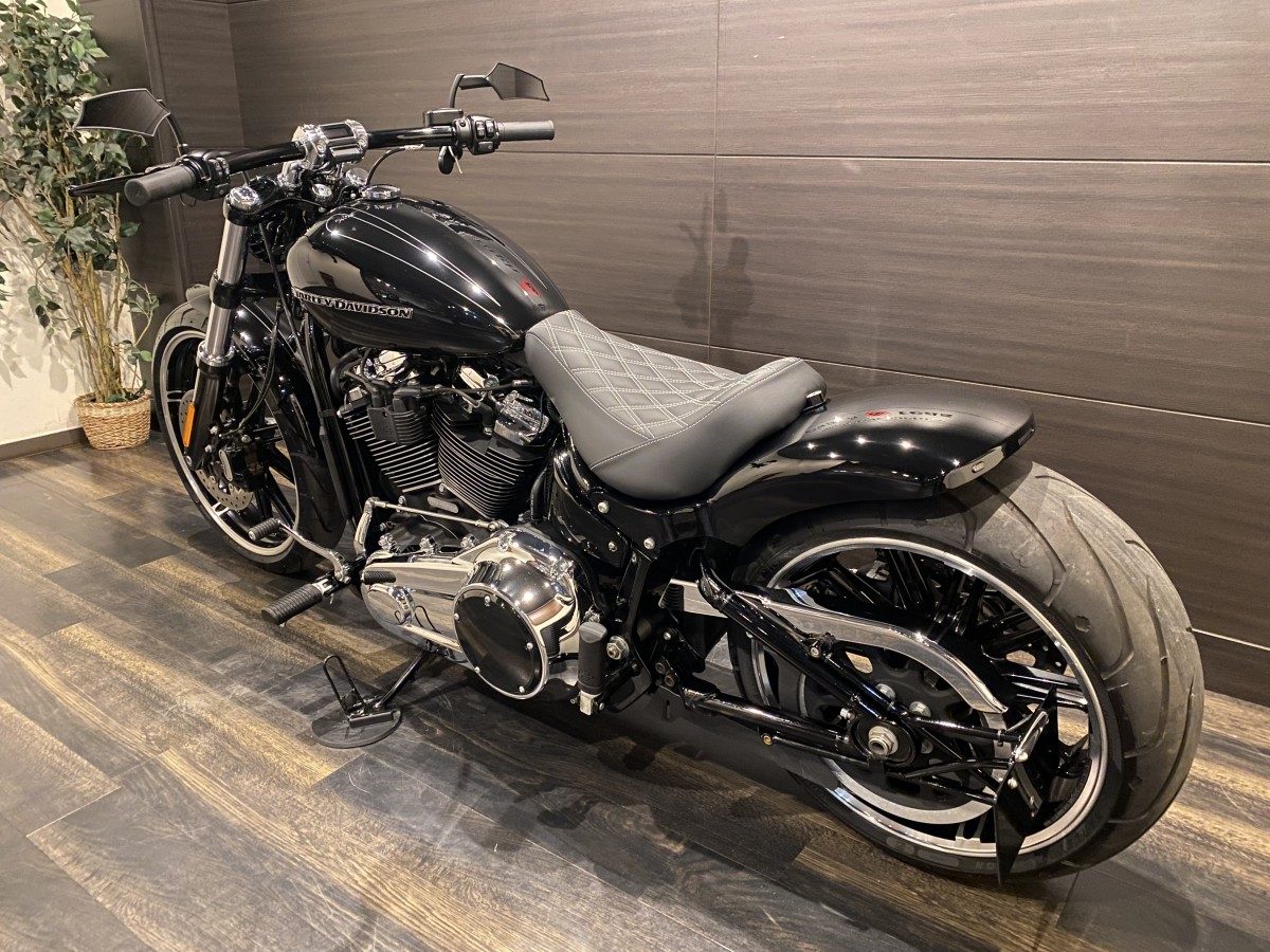 FXBR 1750 ブレイクアウト ソフテイル M8 107 インジェクション イメージ11