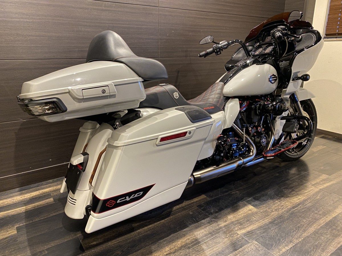 FLTRXSE CVO 1920 ロードグライド ツーリング M8 117 インジェクション イメージ3