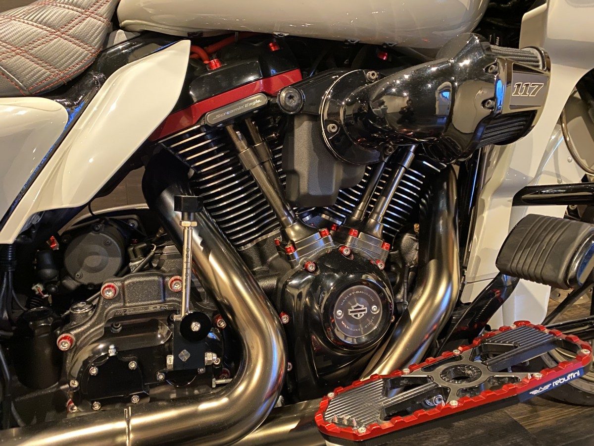 FLTRXSE CVO 1920 ロードグライド ツーリング M8 117 インジェクション イメージ4