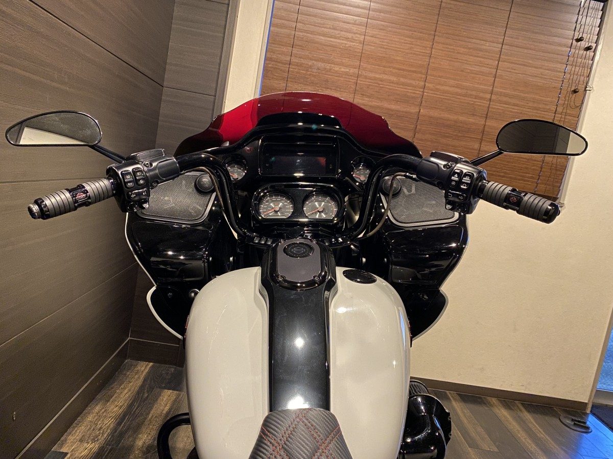 FLTRXSE CVO 1920 ロードグライド ツーリング M8 117 インジェクション イメージ6