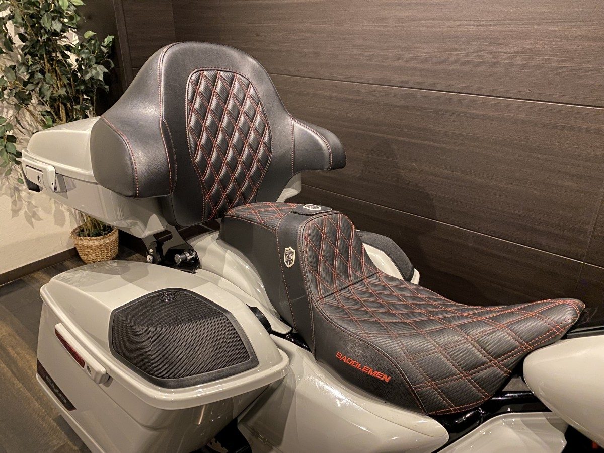 FLTRXSE CVO 1920 ロードグライド ツーリング M8 117 インジェクション イメージ7